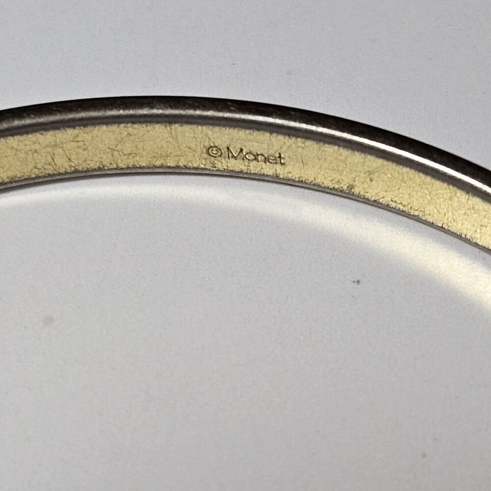 Vintage Monet Gold Tone Costume Bangle Bracelet 7.75 Inches - Picture 6 of 10